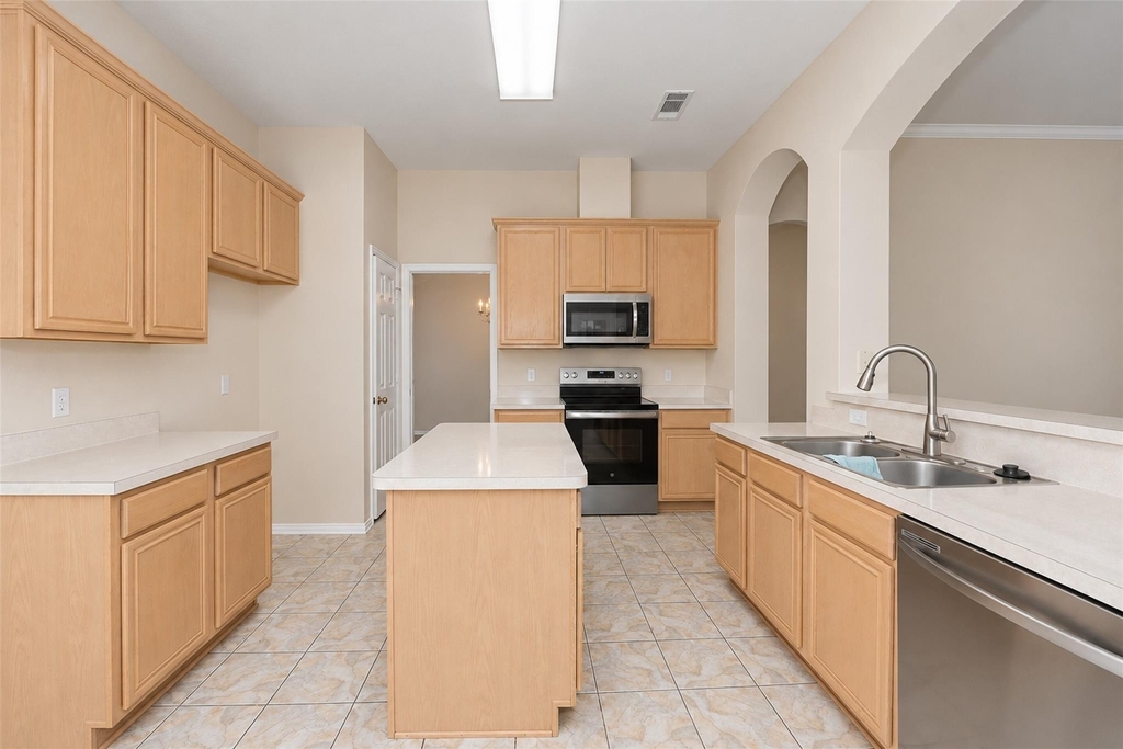 5121 Yaupon Drive - Photo 13