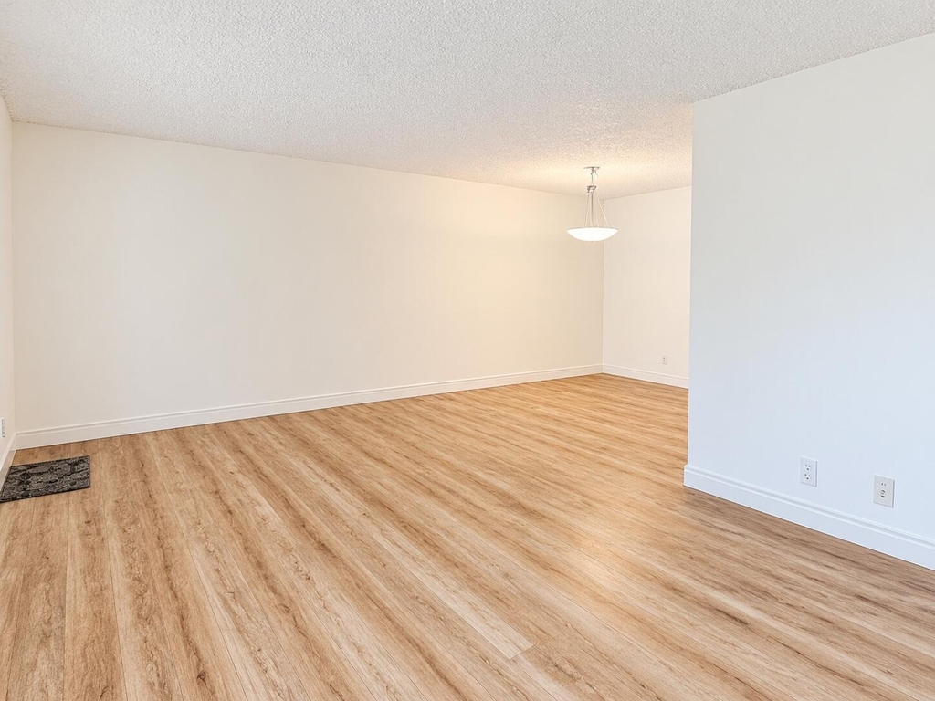 101 Sw 132nd Way - Photo 10