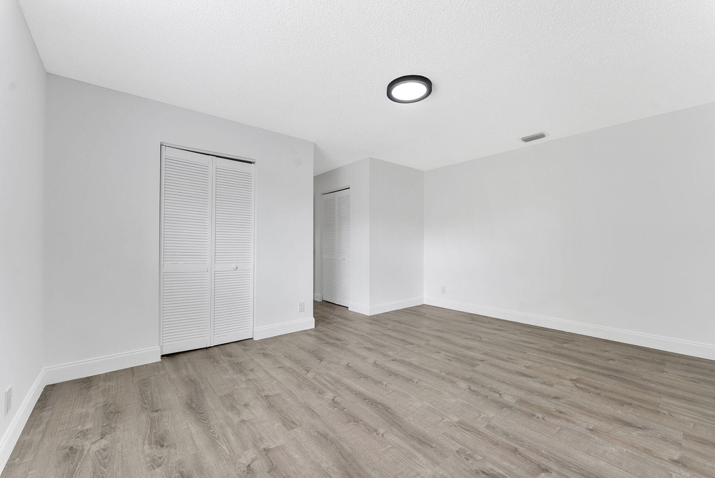 5855 Timber Valley Drive - Photo 18