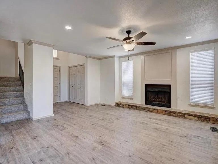 2221 S Shadowridge Court - Photo 4