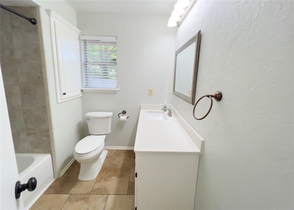 11800 Kingsridge Terrace - Photo 18