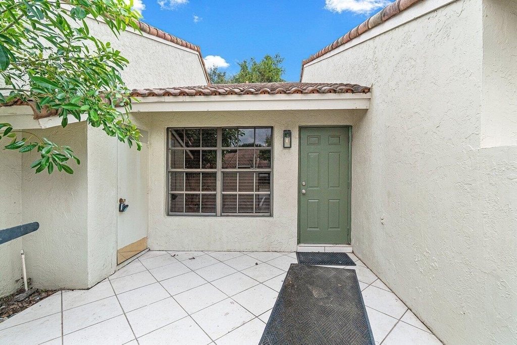 462 Hardwood Place - Photo 4
