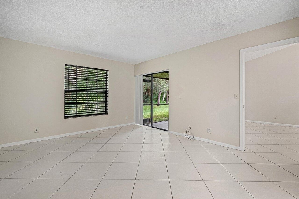 462 Hardwood Place - Photo 26
