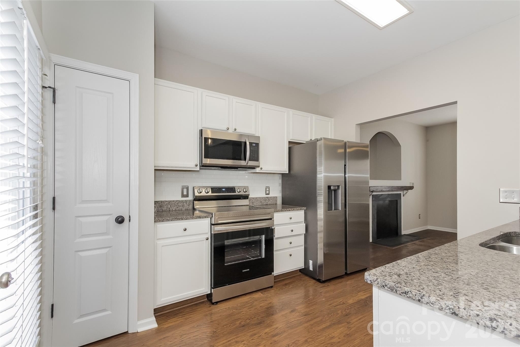 11236 Suunto Lane - Photo 6