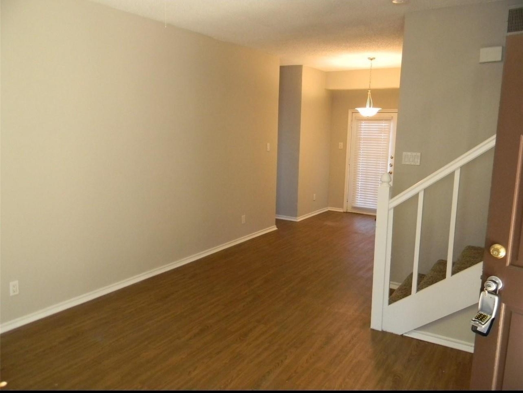 5017 Winder Court - Photo 5