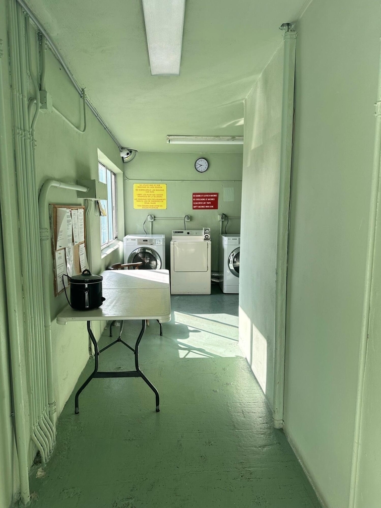 3000 Springdale Boulevard - Photo 17