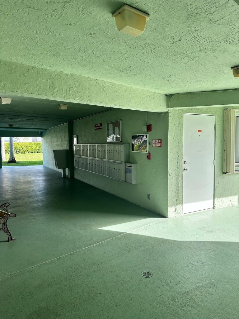 3000 Springdale Boulevard - Photo 1