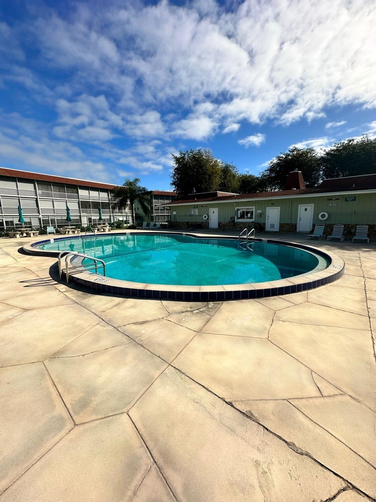 3000 Springdale Boulevard - Photo 22