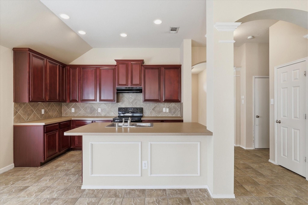 506 Hackberry Drive - Photo 11