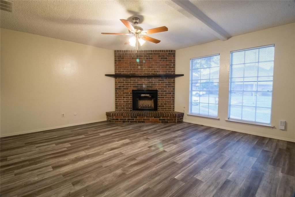 2203 Chase Court - Photo 1