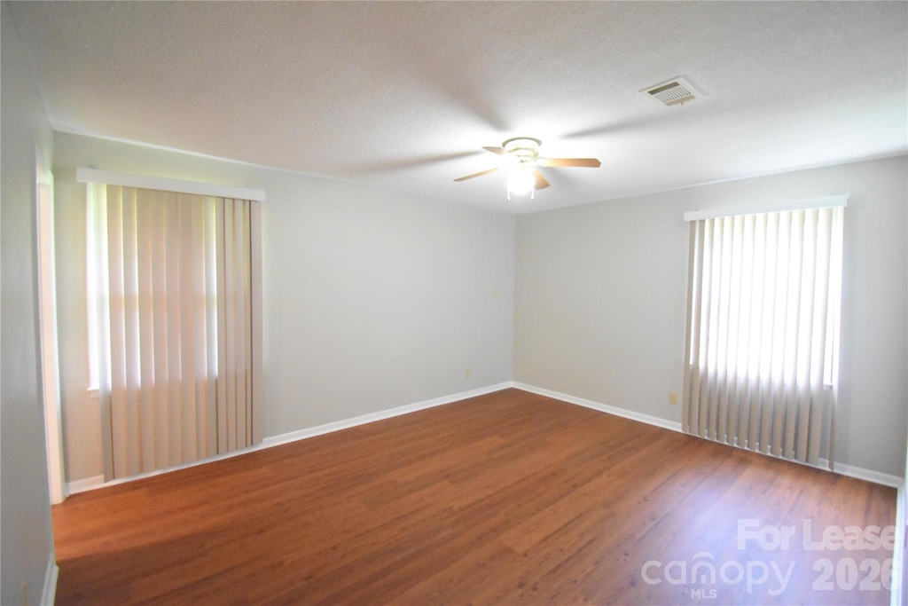 4099 Shenandoah Drive Sw - Photo 19