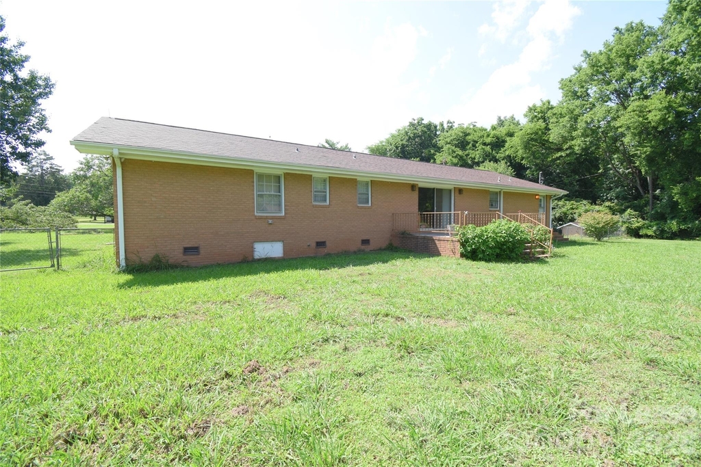 4099 Shenandoah Drive Sw - Photo 2
