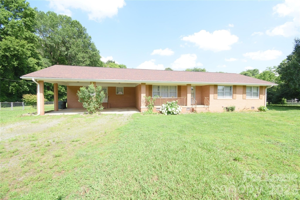 4099 Shenandoah Drive Sw - Photo 0