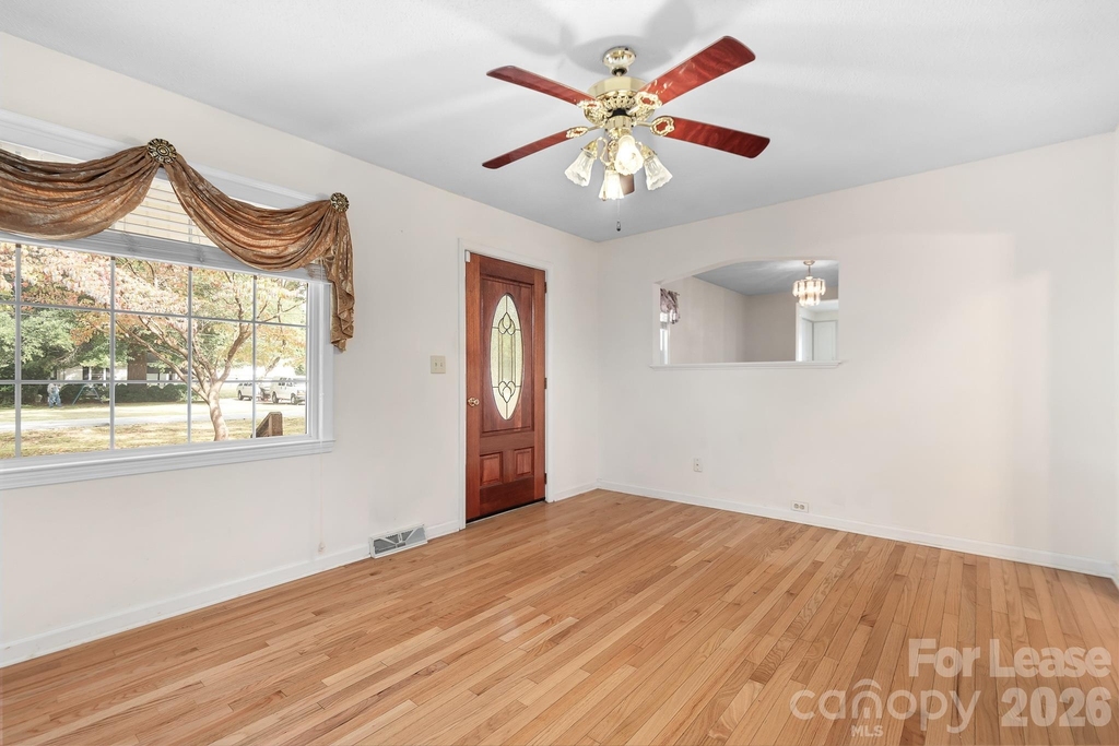 35 Sumner Avenue Nw - Photo 6