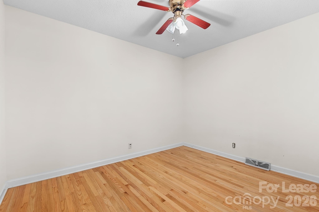 35 Sumner Avenue Nw - Photo 21