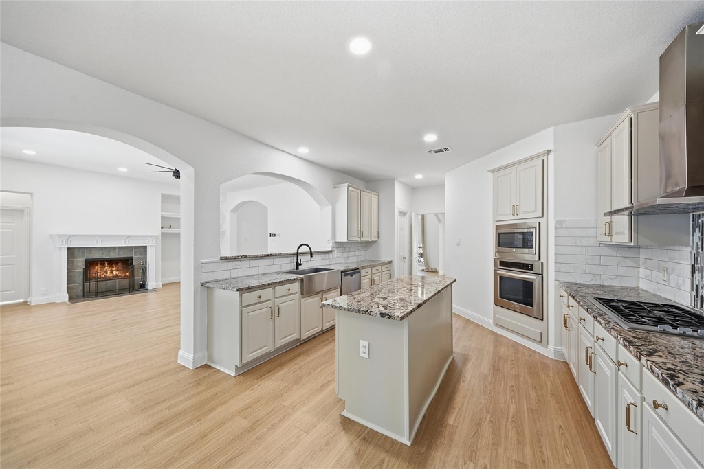 1431 Constellation Drive - Photo 9