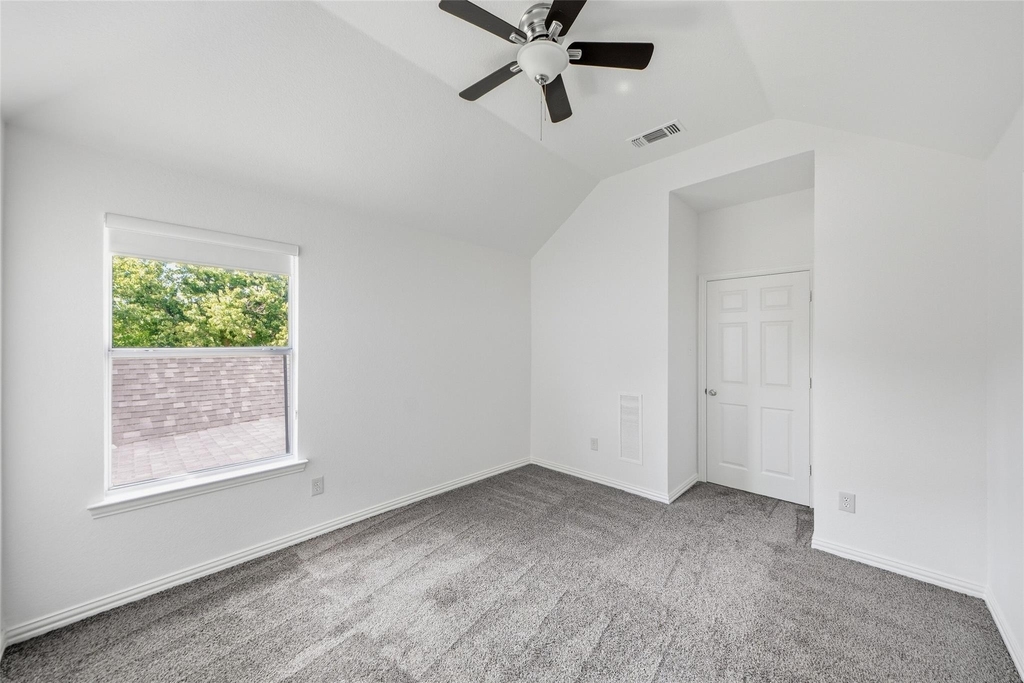 1431 Constellation Drive - Photo 28