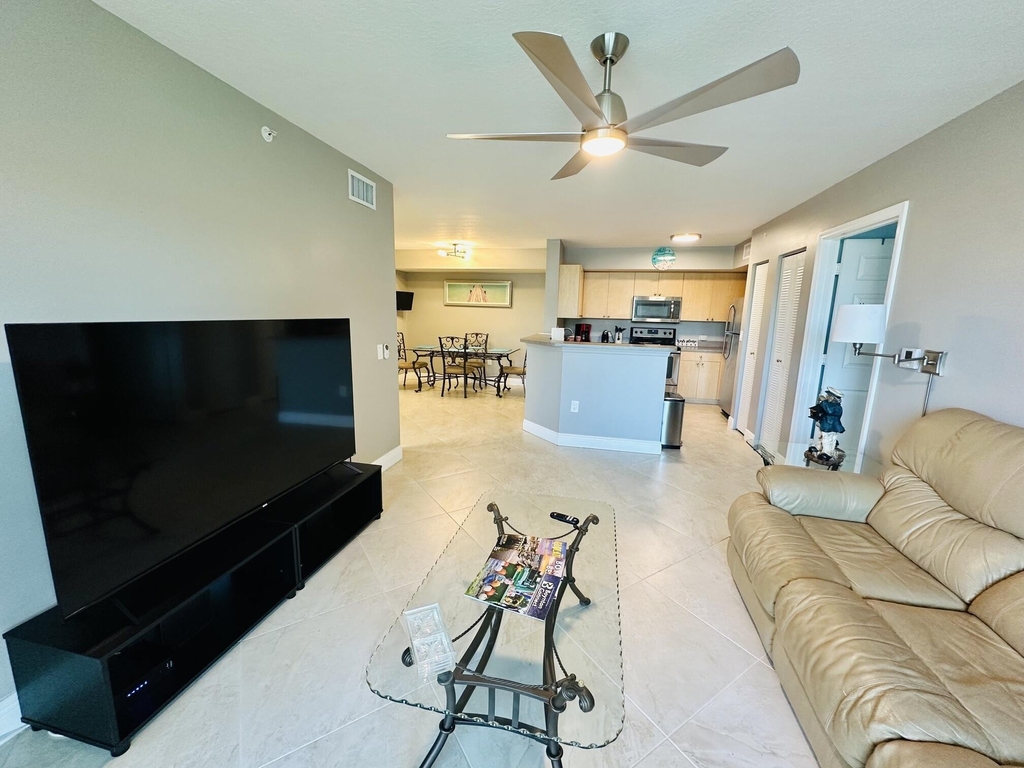 902 Villa Circle - Photo 9