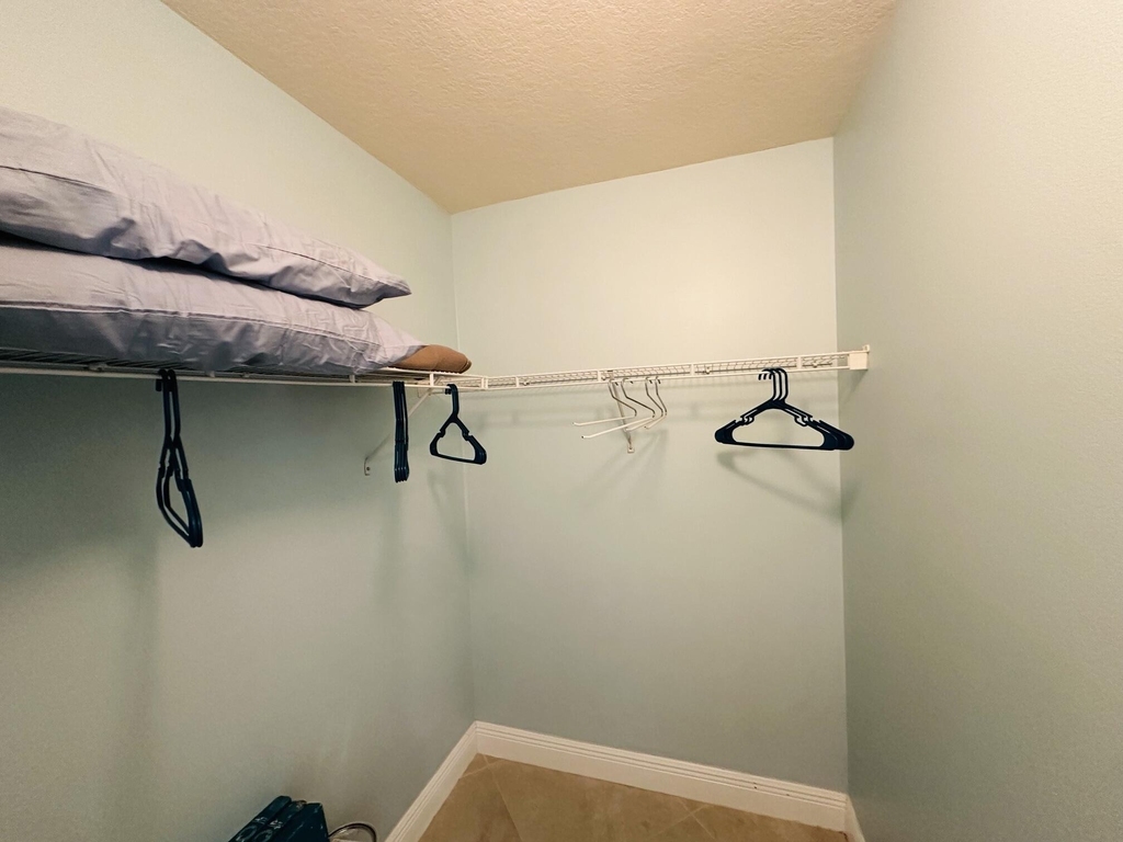 902 Villa Circle - Photo 14