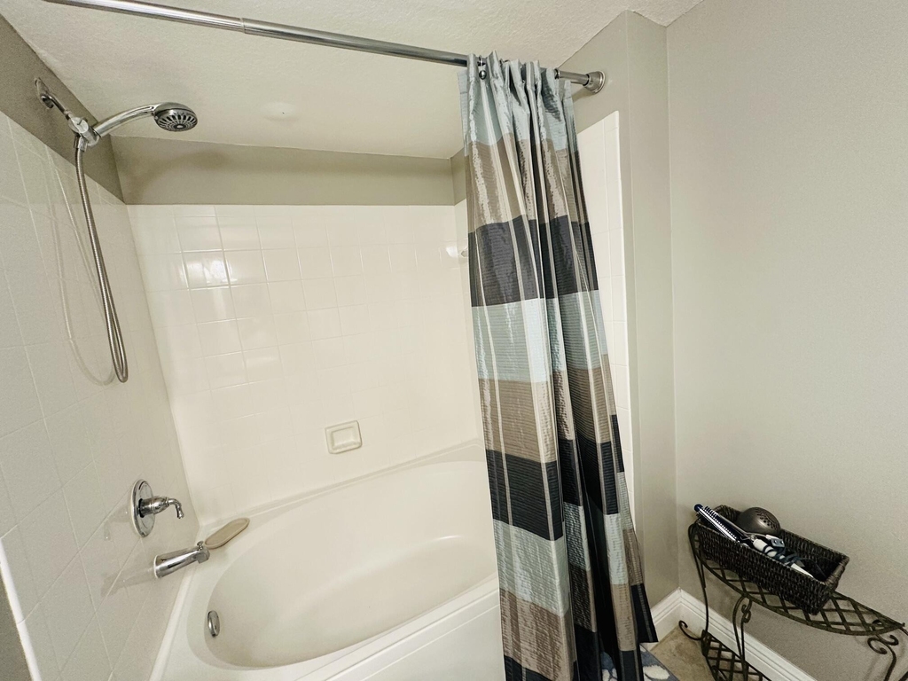 902 Villa Circle - Photo 13