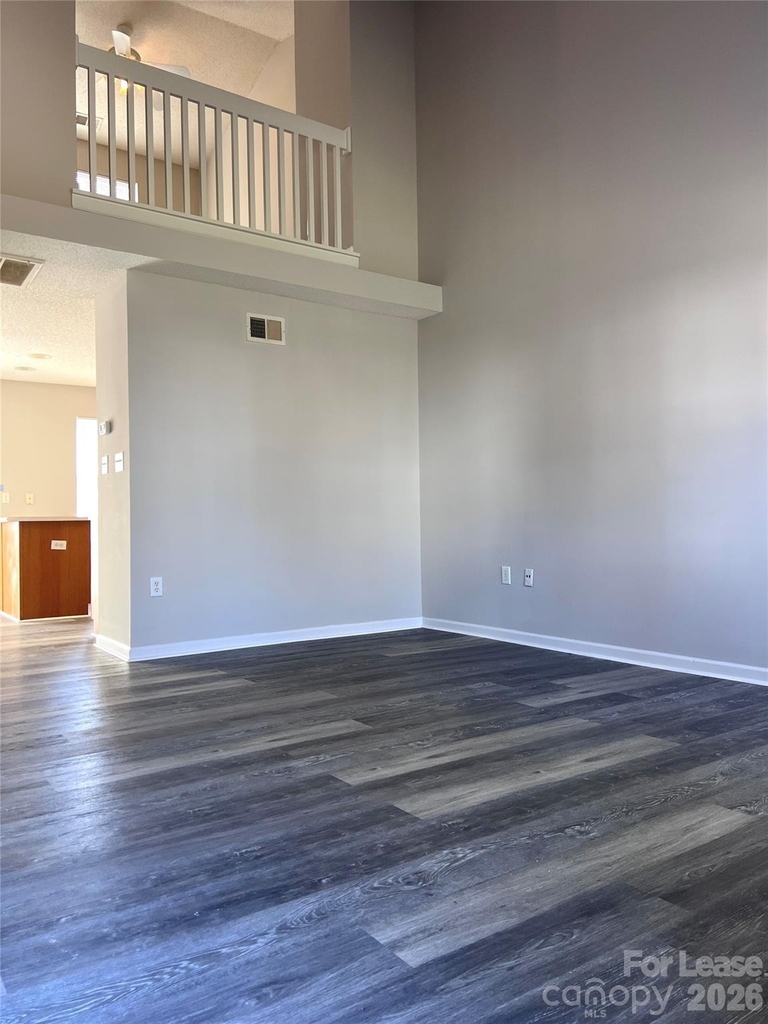7699 Petrea Lane - Photo 2