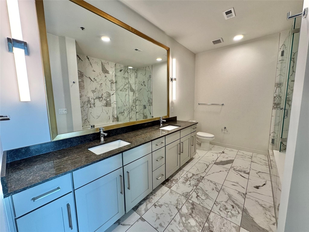 6911 Cowboys Way - Photo 18