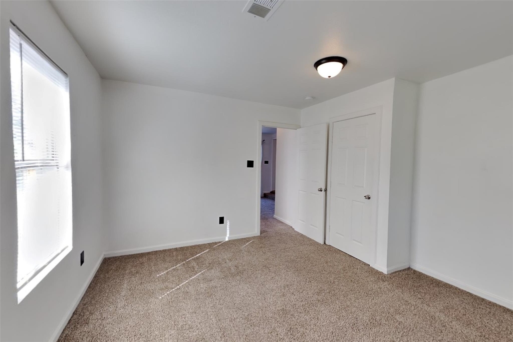 3604 Baldwin Avenue - Photo 8
