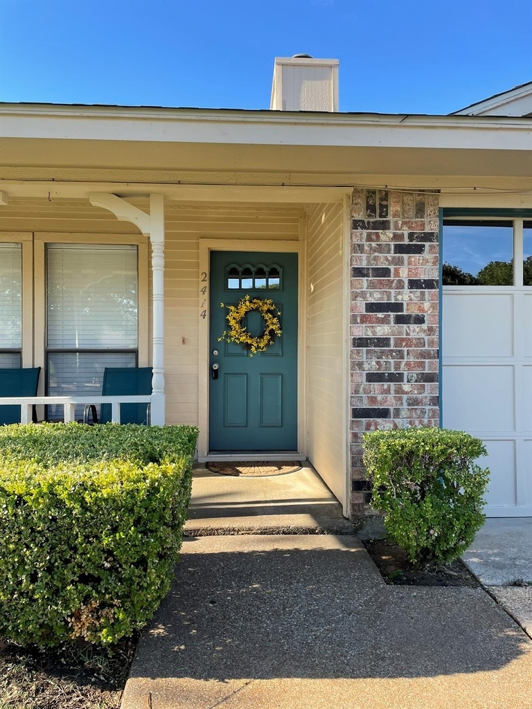 2414 Palo Alto - Photo 0