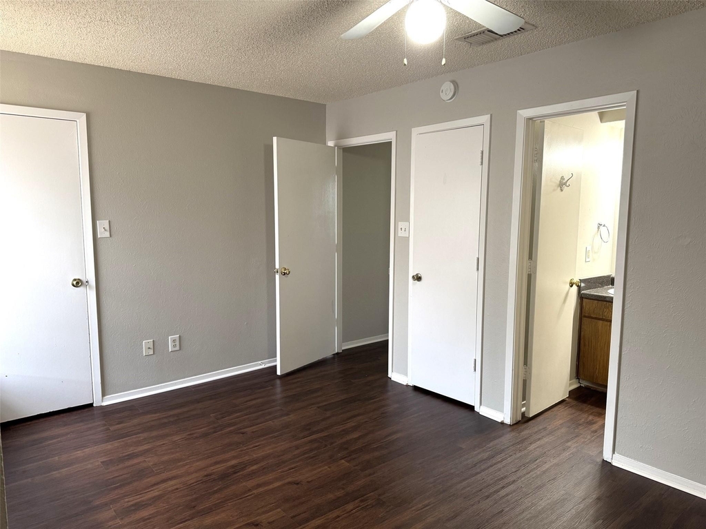 1131 Dallas Drive - Photo 10