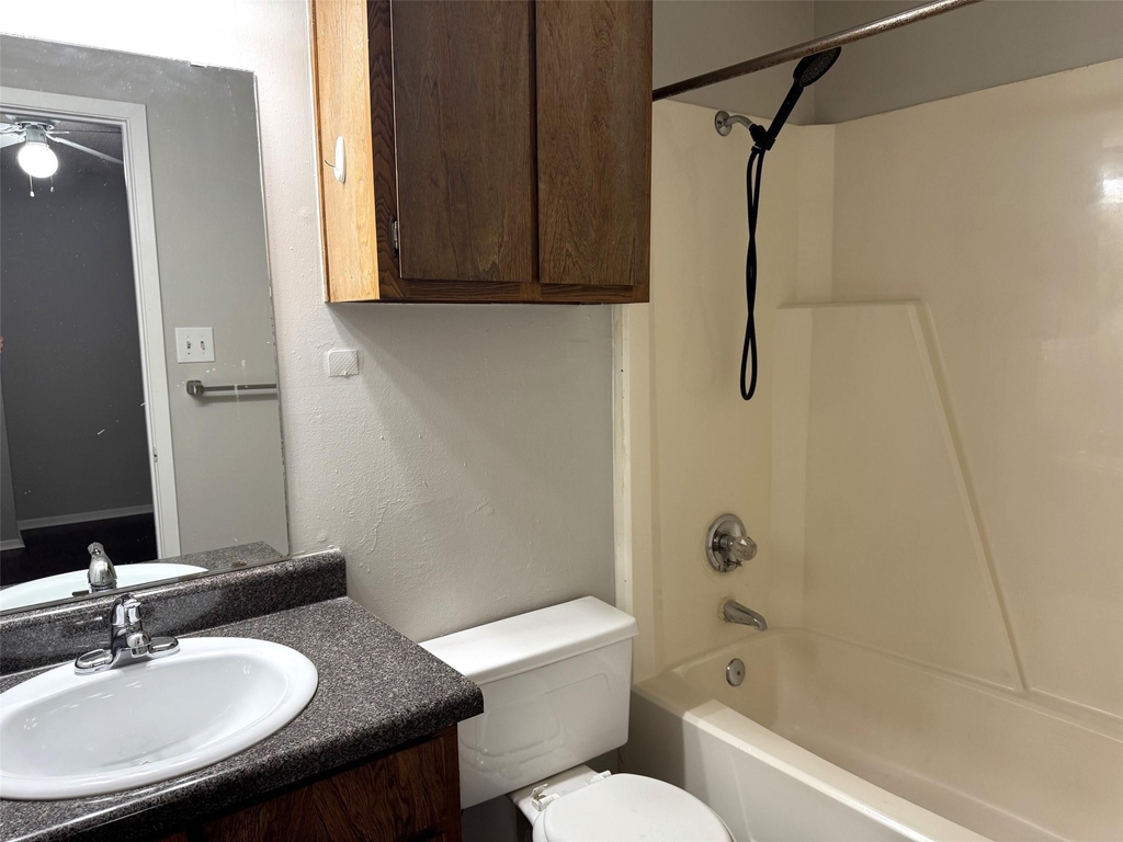 1131 Dallas Drive - Photo 11