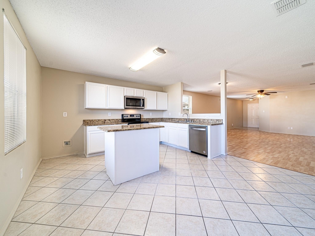 5408 Devils River Drive - Photo 8