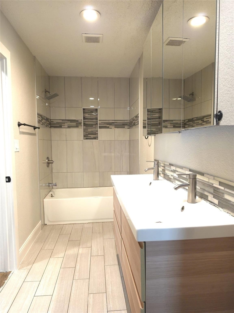3123 Arizona Avenue - Photo 10