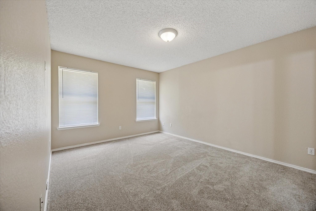 10209 Westward Drive - Photo 8