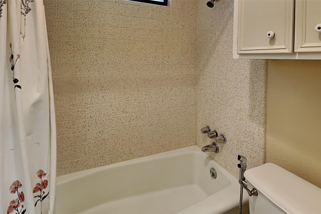 1605 Brighton Drive - Photo 10