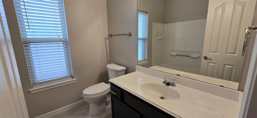 5004 Wethington Court - Photo 11