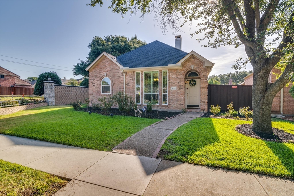 6924 Harvey Lane - Photo 1