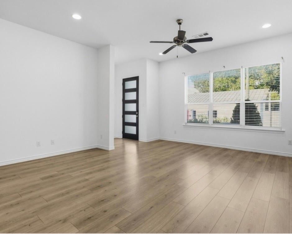 2825 Stanley Avenue - Photo 7