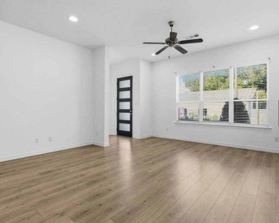 2825 Stanley Avenue - Photo 6