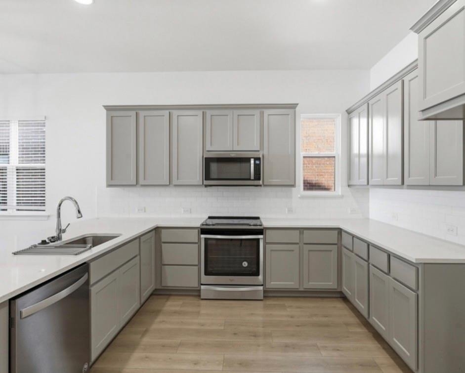 2825 Stanley Avenue - Photo 14
