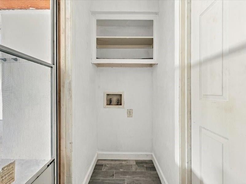 725 Southridge Court - Photo 12