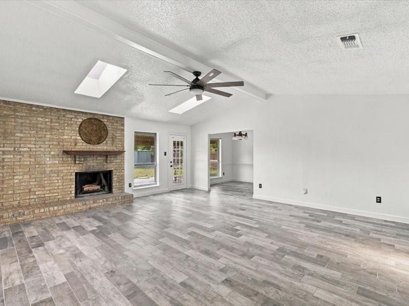 725 Southridge Court - Photo 2
