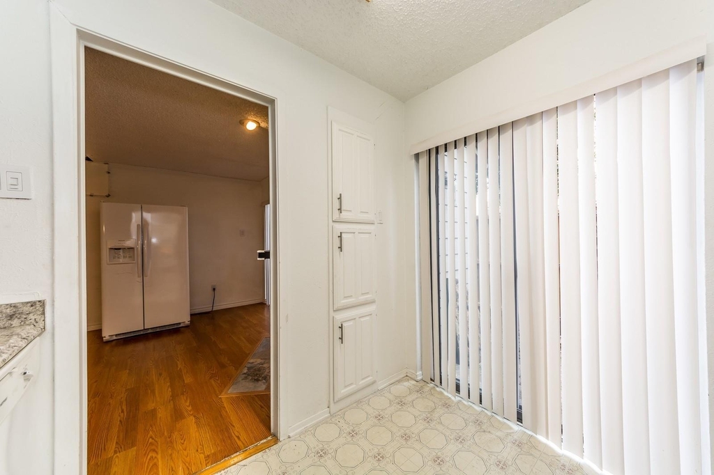 885 Dublin Drive - Photo 9