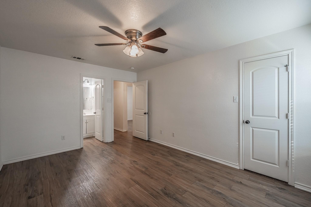 8121 Doreen Avenue - Photo 25