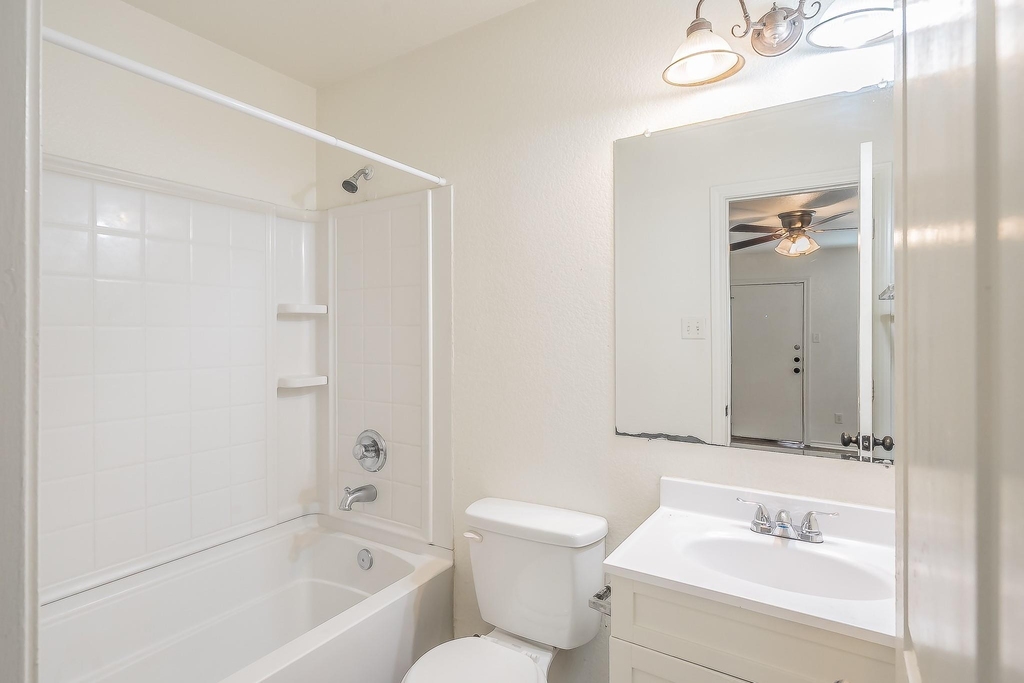 8121 Doreen Avenue - Photo 27