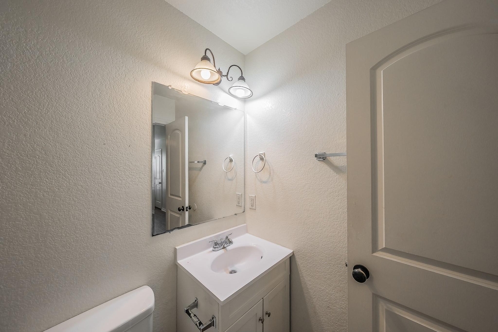 8121 Doreen Avenue - Photo 28