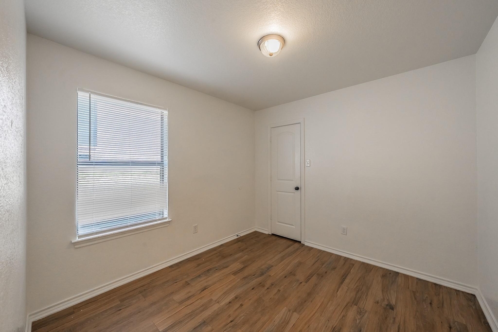 8121 Doreen Avenue - Photo 20