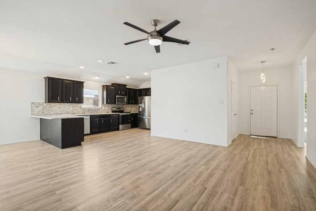 2815 Briarbrook Drive - Photo 1