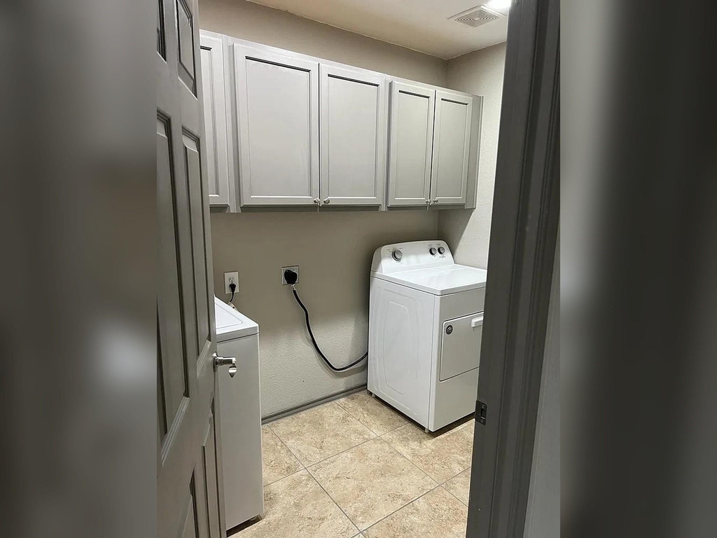 2500 Sierra Drive - Photo 17