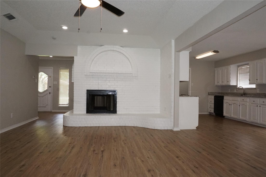 7133 Barbados Drive - Photo 5