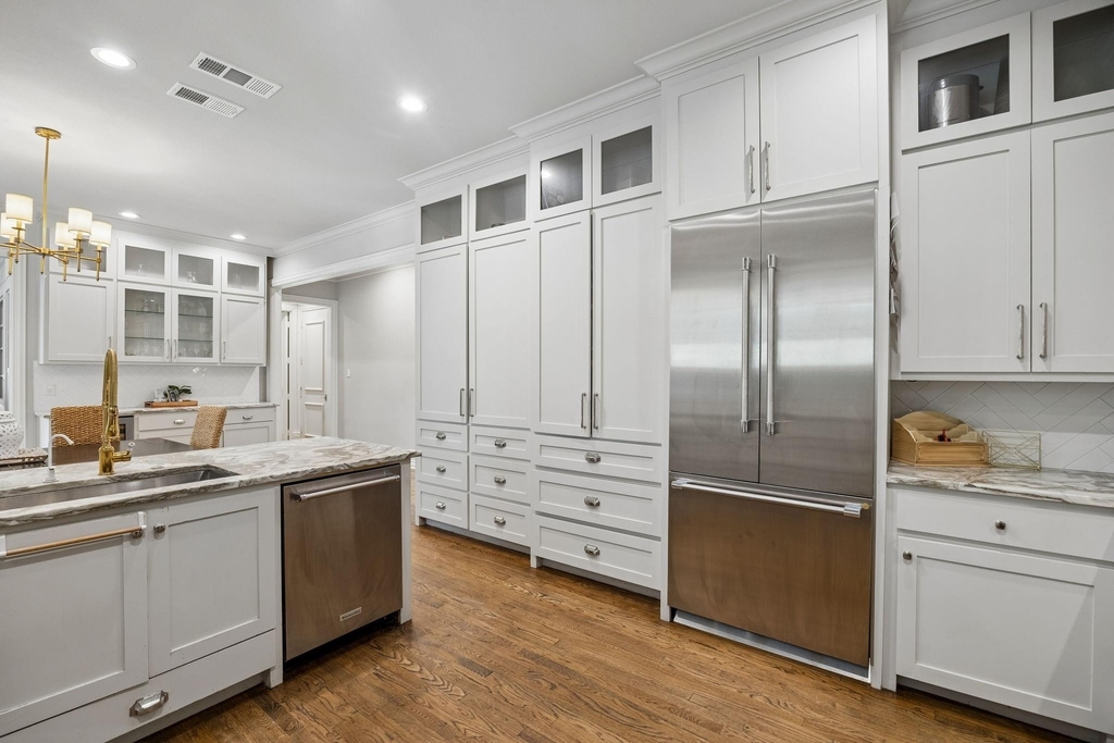 4503 Lakeside Drive - Photo 14